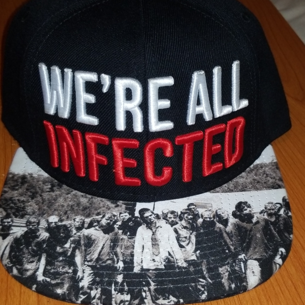 Walking dead snap bk red blK white